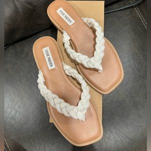 Steve Madden Amily-P Sandals